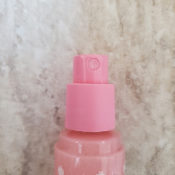 Awake 10+ Super Juice Refreshing Mist - Picture 3 of 3